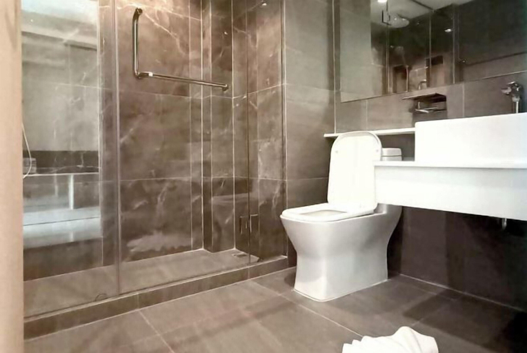 Bathroom 5