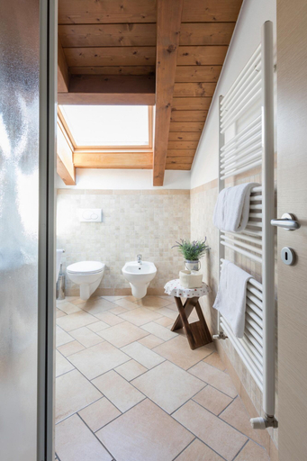 Room 5, La Filanda Apartments by Wonderful Italy - Canapa, Como