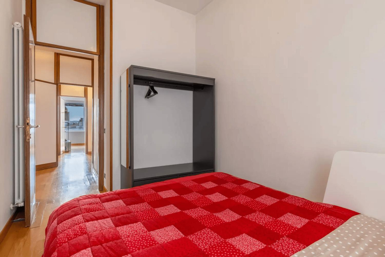 Bedroom 12