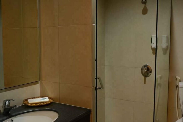 Bathroom 26