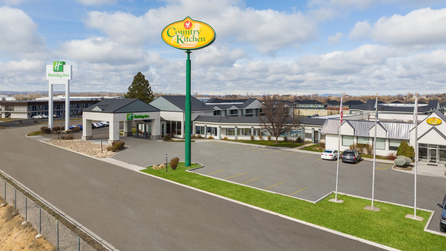 Others 4, Holiday Inn ONTARIO, Malheur