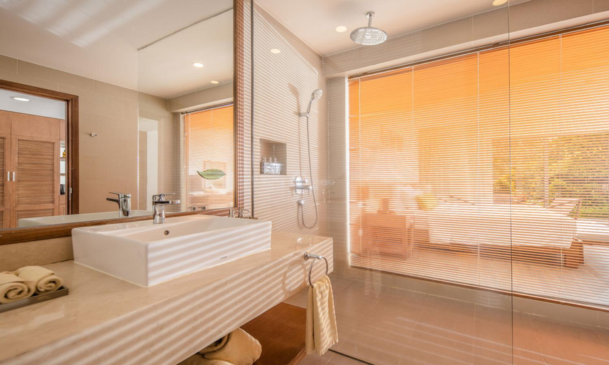 Bathroom 4, Cam Ranh Riviera Beach Resort and Spa, Cam Lâm