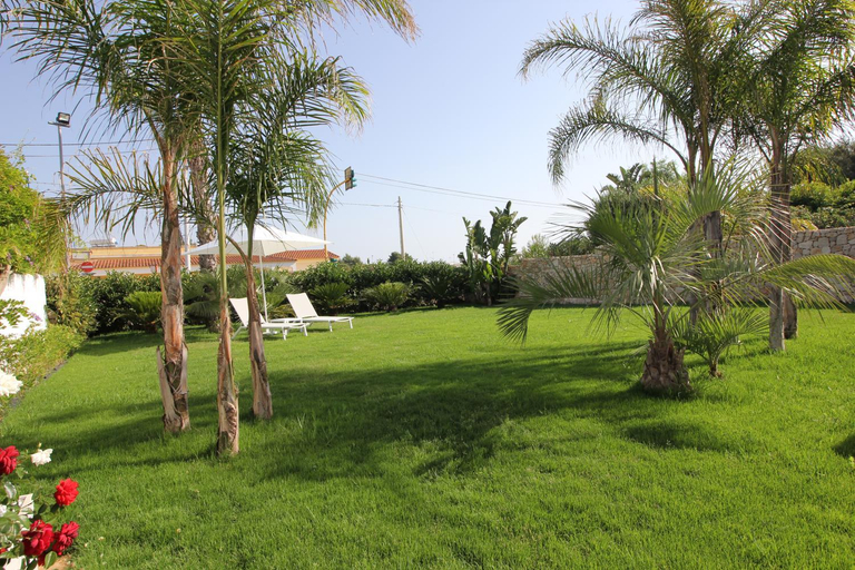 Others 3, VILLA ROSA, Lecce
