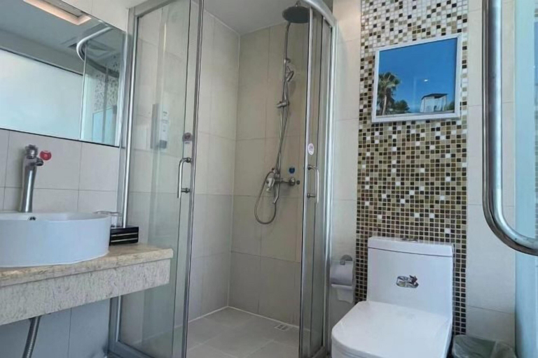 Bathroom 3, Haibin Hotel, Quanzhou