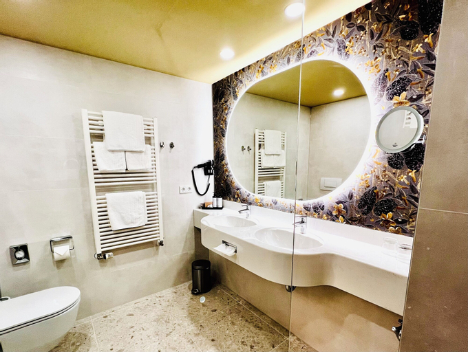 Bathroom 5