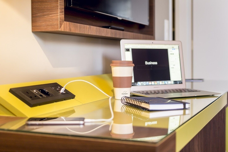 Others 4, Fraser Suites Harmonie Paris La Defense, Hauts-de-Seine