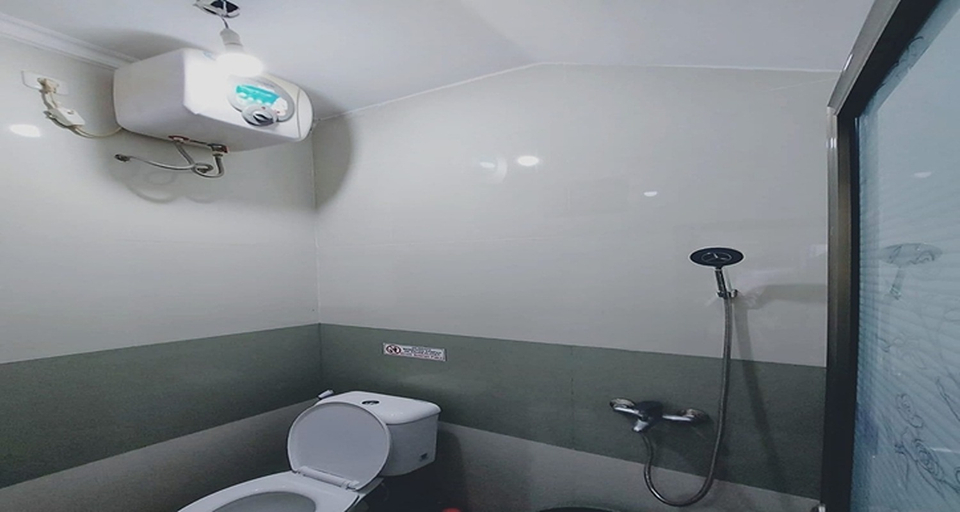 Bathroom 4, Villa Giulietta Batu, Malang