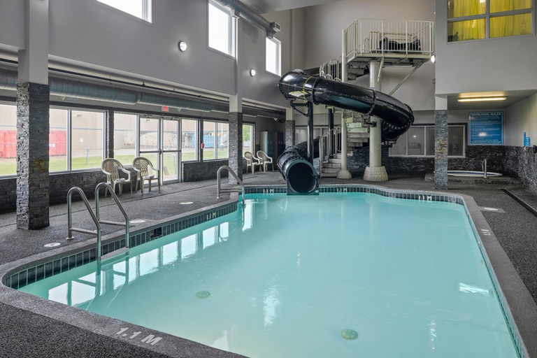 Sport & Beauty 5, Home Inn & Suites Regina Airport, Division No. 6