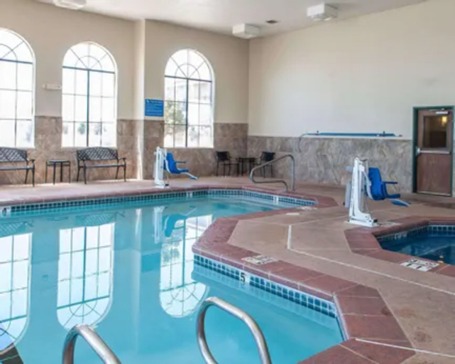 Sport & Beauty 2, PREMIER EXTENDED STAY HOBBS, Lea