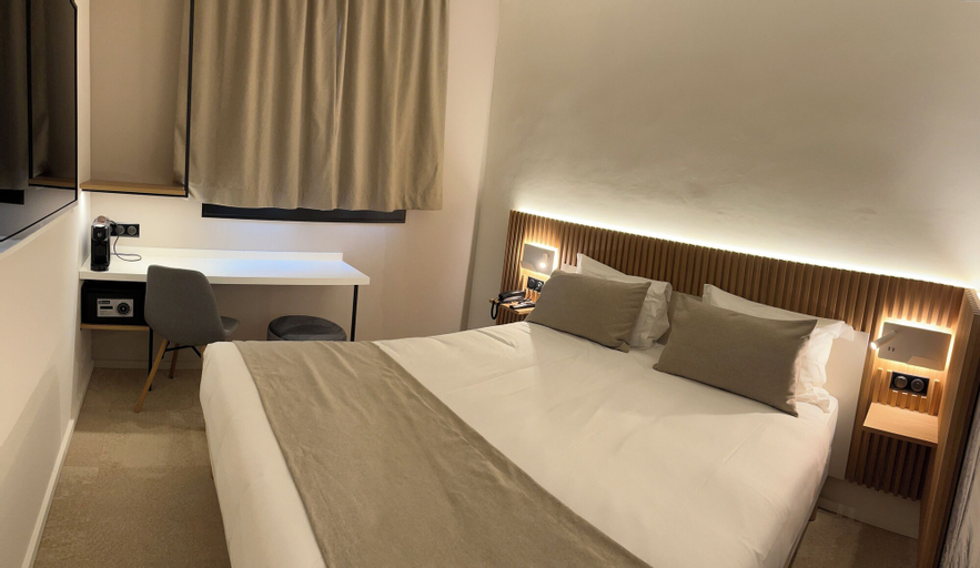 Bedroom 17