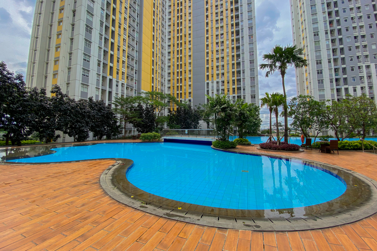 Sport & Beauty 3, Comfort Stay 2BR Apartment at Springlake Summarecon Bekasi By Travelio, Bekasi