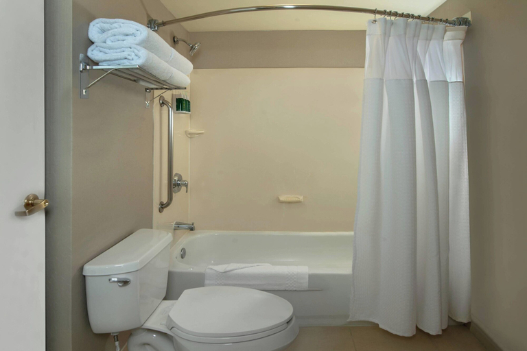 Bathroom 5, SpringHill by Marriott Centreville/Chantilly, Fairfax