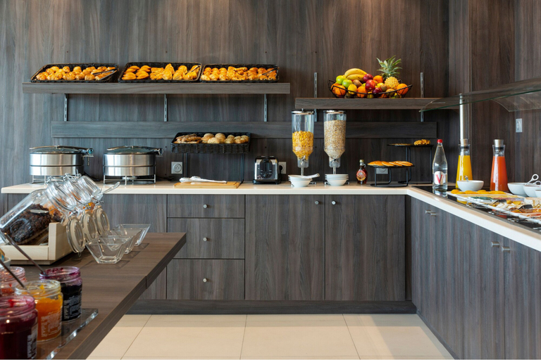 Food & Drinks 5, Hôtel Roi Soleil Prestige Plaisir - St Quentin, Yvelines