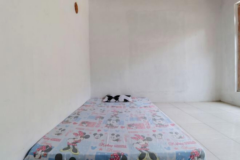 Bedroom 13