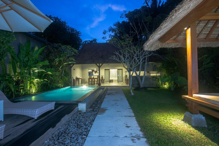 Swimming Pool 9