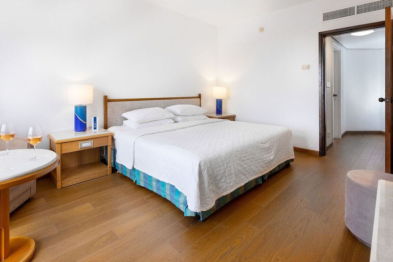 Bedroom 2, Coral Beach Hotel and Resort