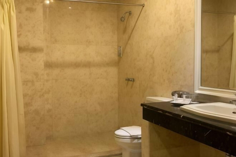 Bathroom 4