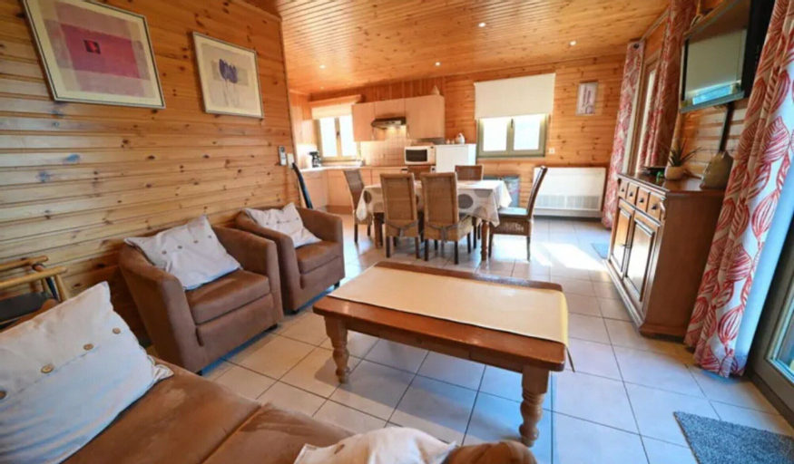 Others 4, Chalet in the Ardennes in a quiet area with sauna, Luxembourg