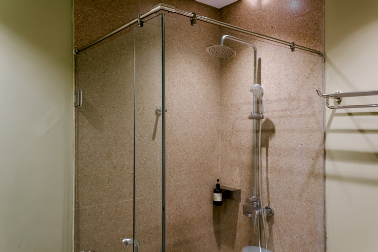 Bathroom 6