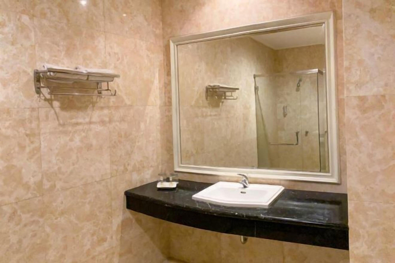 Bathroom 9