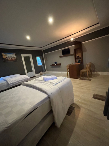 Bedroom 16