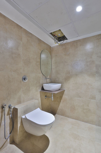 Bathroom 4, Hotel Serenity, Ahmadabad