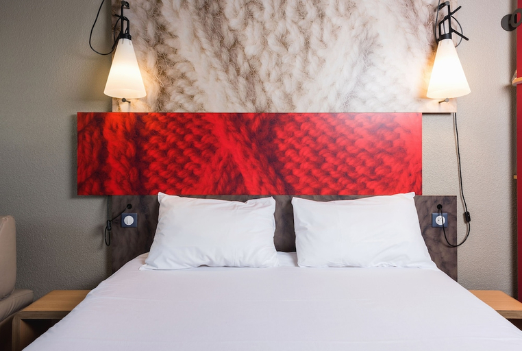 Bedroom 3, Ibis Bordeaux Centre Meriadeck, Gironde