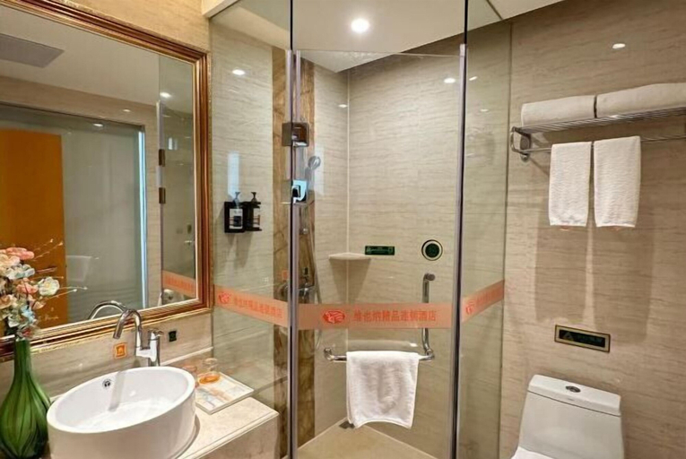 Bathroom 4, Vienna Hotel (Huizhou Qiuchang Yingbin Road), Huizhou