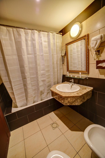 Bathroom 3, Crystal Hotel By FHM, Aqaba