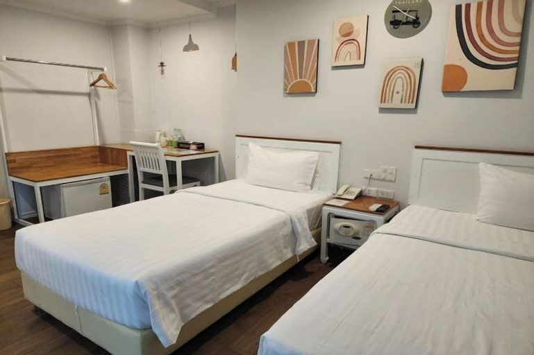 Bedroom 6