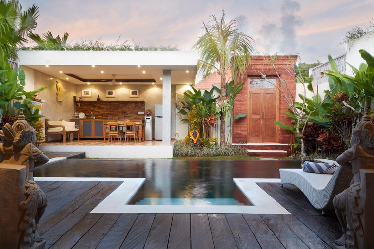 Swimming Pool 15