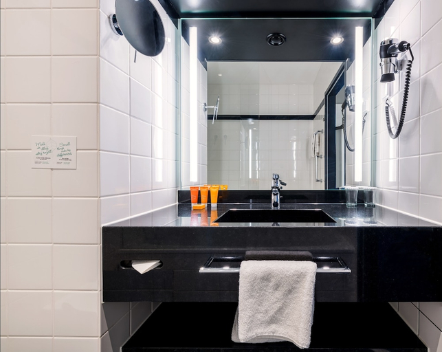 Bathroom 4, Vienna House by Wyndham Diplomat Prague, Praha 6