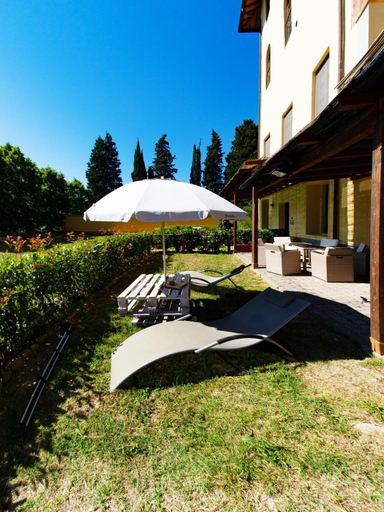 Facilities 2, La Poggerina, Florence