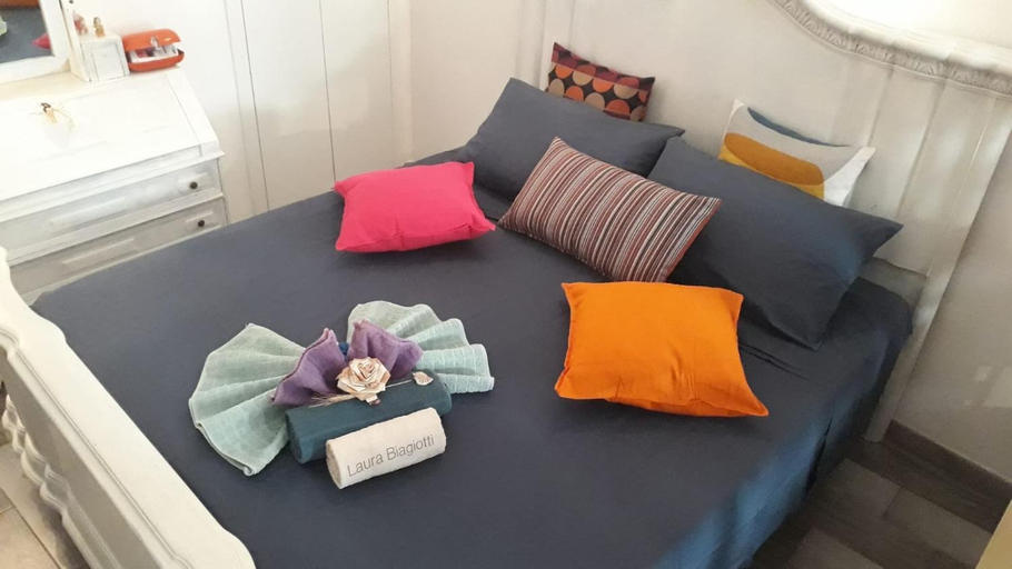 Bedroom 2, La piccola casa di Tania in via Fieramosca, Bari