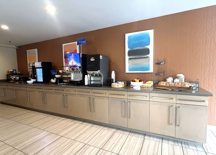 Food & Drinks 5, Best Western Erie Inn & Suites, Erie