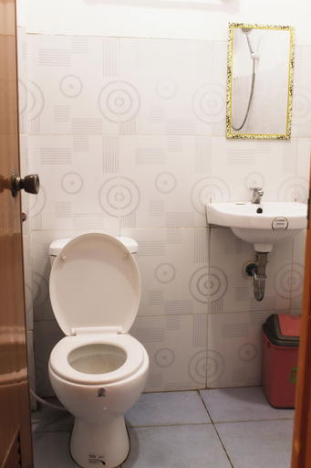Bathroom 3, Bebs and Jocel Apartment, Panglao
