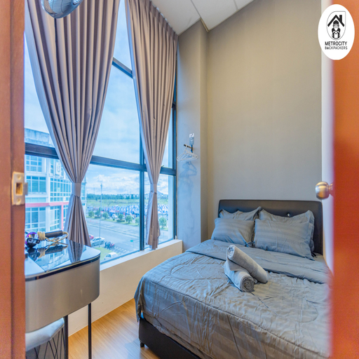 Bedroom 3, MetroCity Backpackers, Kuching