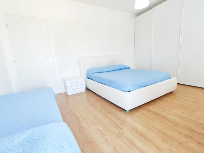 Bedroom 28