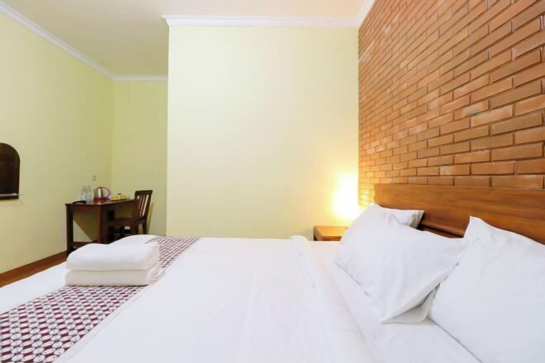 Bedroom 12