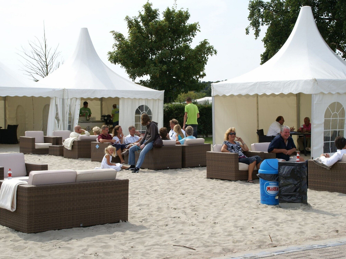 Exterior 2, Comfortable Chalet With Dishwasher in Noordwijk near the Sea, Noordwijk
