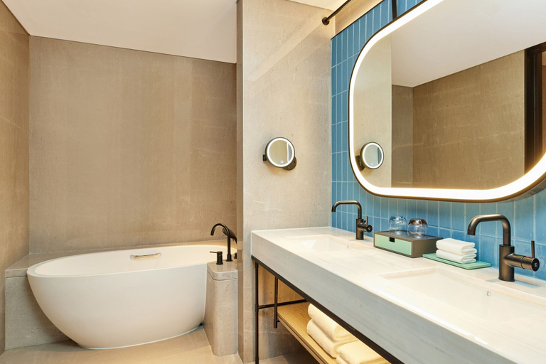 Bathroom 3, Four Points By Sheraton Shanghai Fengjing, Shanghai