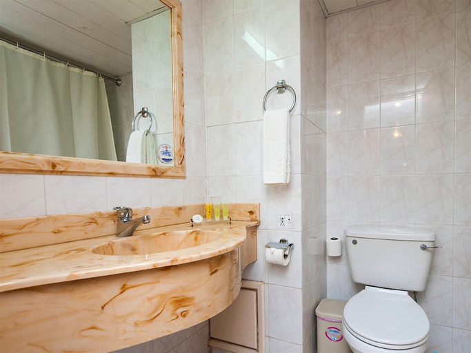 Bathroom 5, Iliada Beach