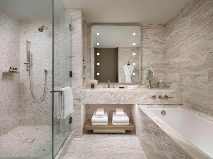 Bathroom 10