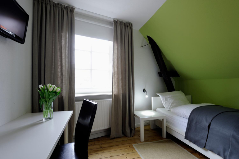 Bedroom 2, Hotel KUHBERG Hamburg, Hamburg