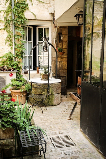Exterior & Views 2, Le Petit Tertre - Chambres d'hotes, Côte-d'Or