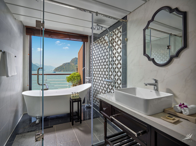 Bathroom 4, Halong CAPELLACRUISE - Member of Lyra Cruise Collection, Hạ Long