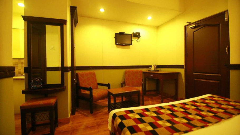 Others 3, Hotel Palace Tower, Thrissur