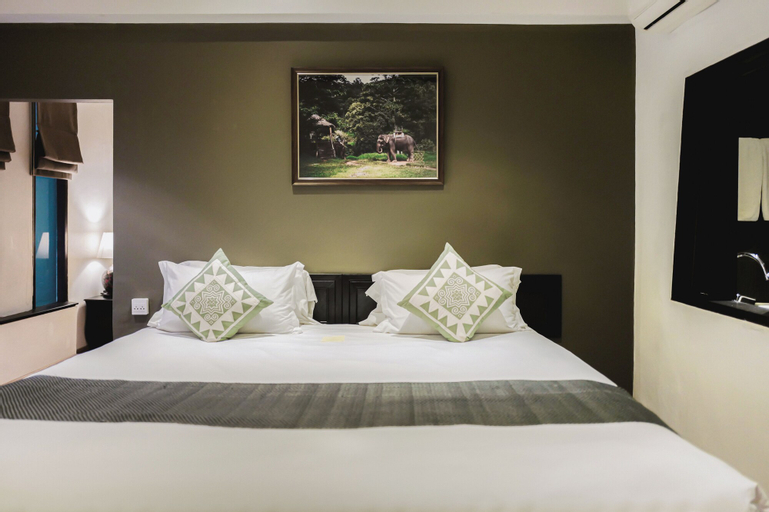 Bedroom 8