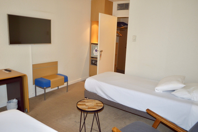 Bedroom 2, Novotel Beaumanoir, Bouches-du-Rhône