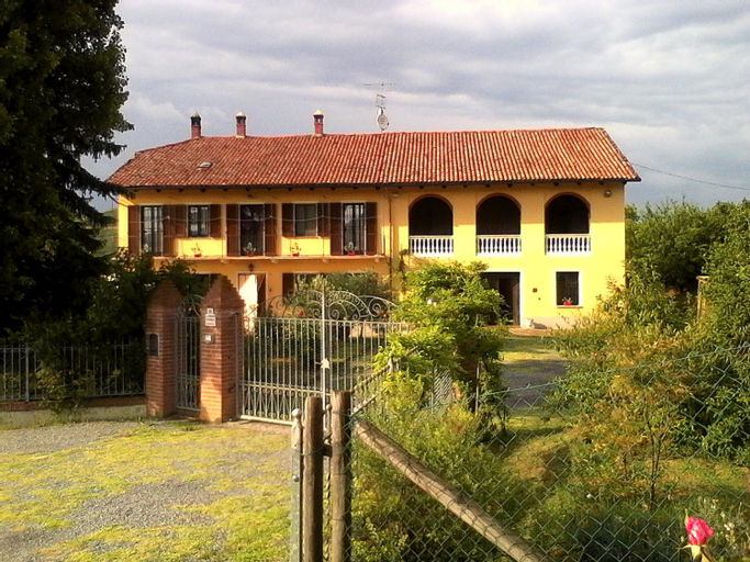 LA CASA DEI MASUE', Cuneo